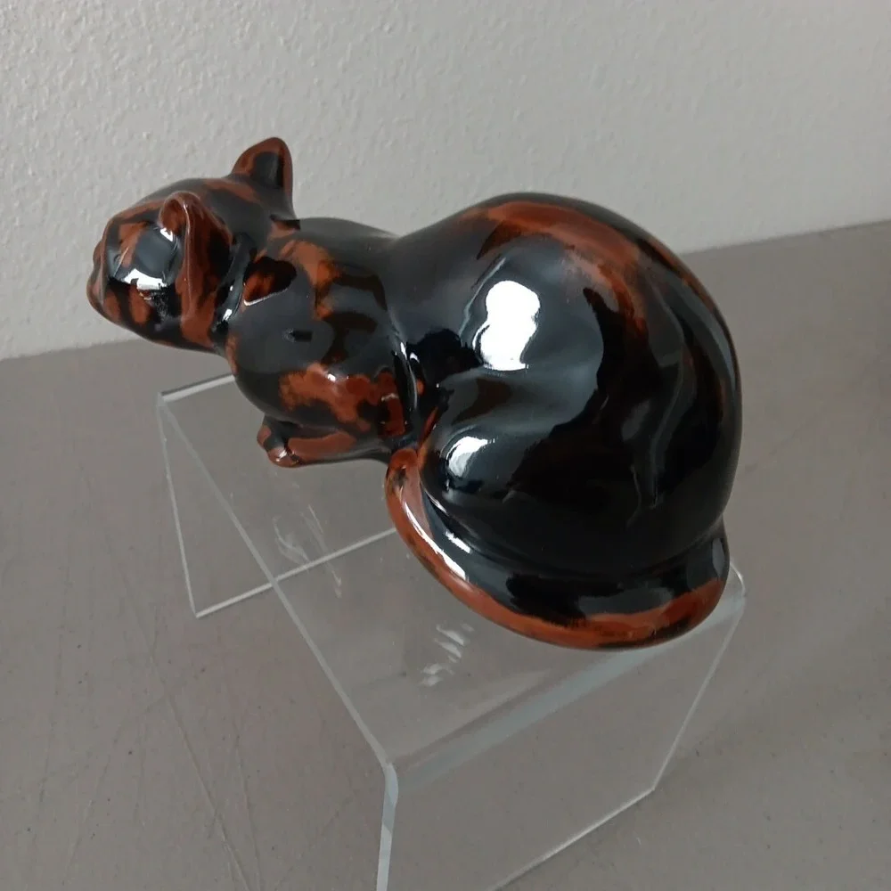 Crouching Calico Cat Figurine Drip Glazed Ceramic 8